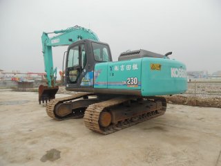神钢SK230-6E挖掘机