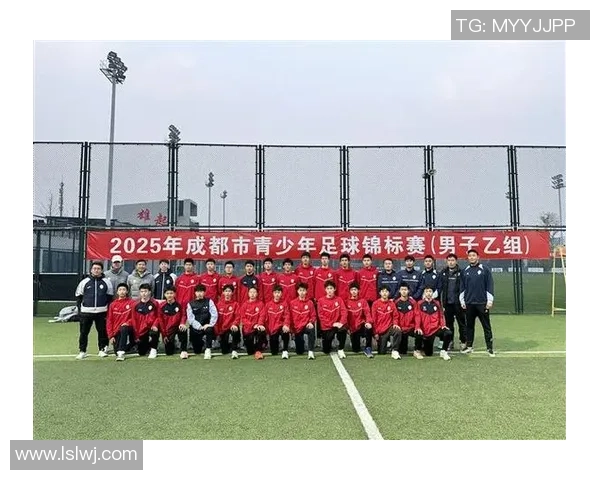 成都足球队荣登足球节奏排行榜第五名展现强劲实力与潜力 成都足球队荣登足球节奏排行榜第五名展现强劲实力与潜力