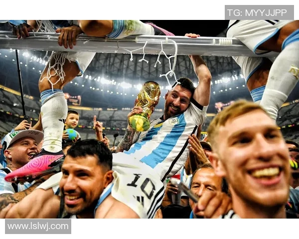 揭开最脏足球明星的真实面貌与争议背后的故事 揭开最脏足球明星的真实面貌与争议背后的故事