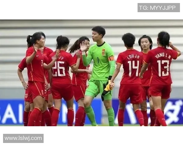 朱钰在足球界的成就与影响力分析是否可以称其为足球明星